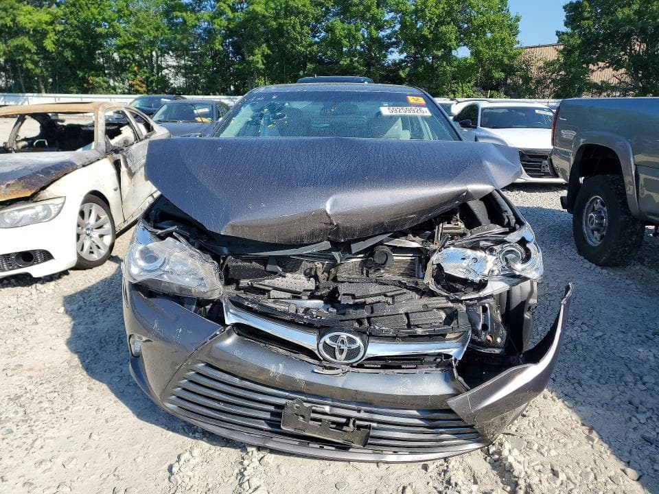 2017 TOYOTA CAMRY LE LE 5