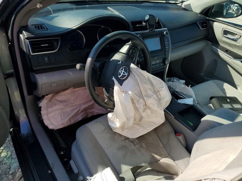 2017 TOYOTA CAMRY LE LE 8