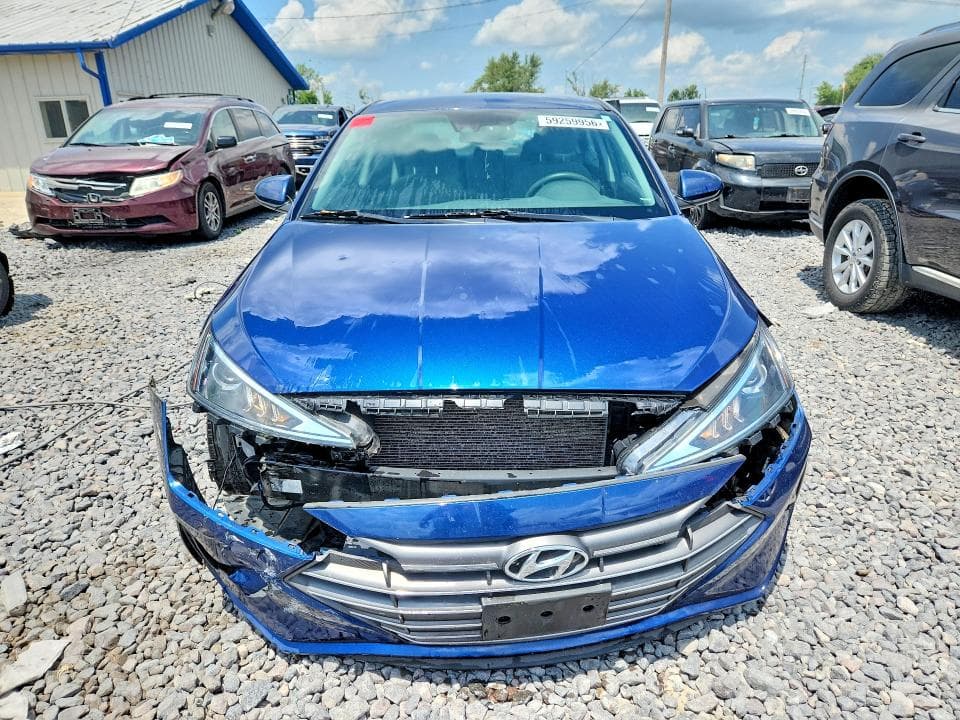 2020 HYUNDAI ELANTRA SEL SEL 5