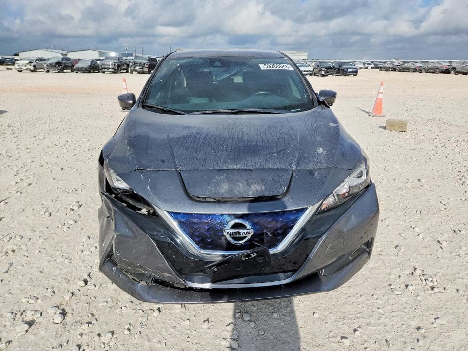 2020 NISSAN LEAF SV 5