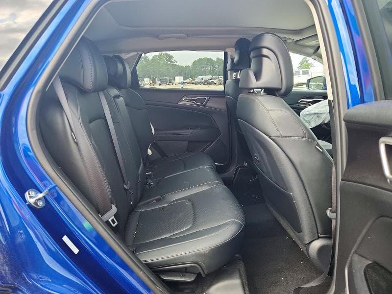2025 KIA SPORTAGE EX 11