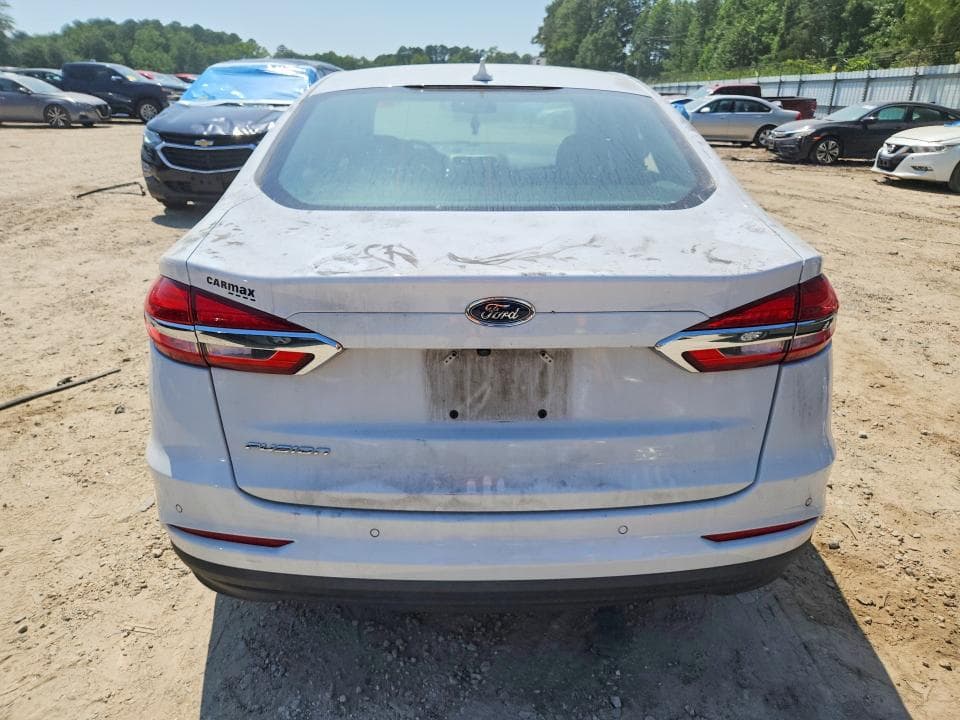 2020 FORD FUSION SE 6
