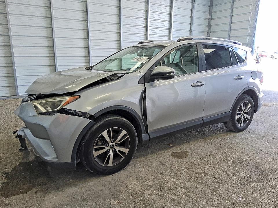 2018 TOYOTA RAV4 XLE - 1