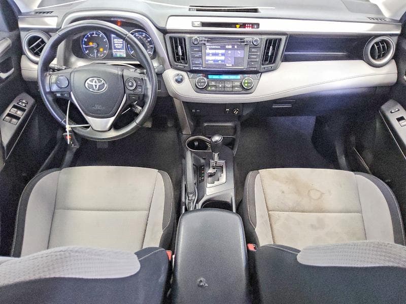 2018 TOYOTA RAV4 XLE 8