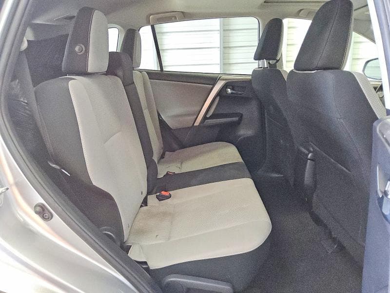 2018 TOYOTA RAV4 XLE 10