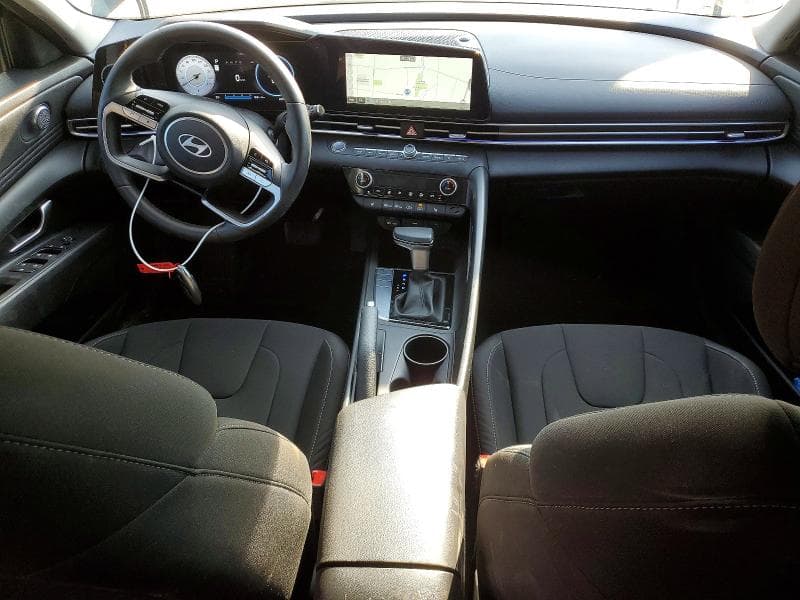 2025 HYUNDAI ELANTRA SEL SPORT 8