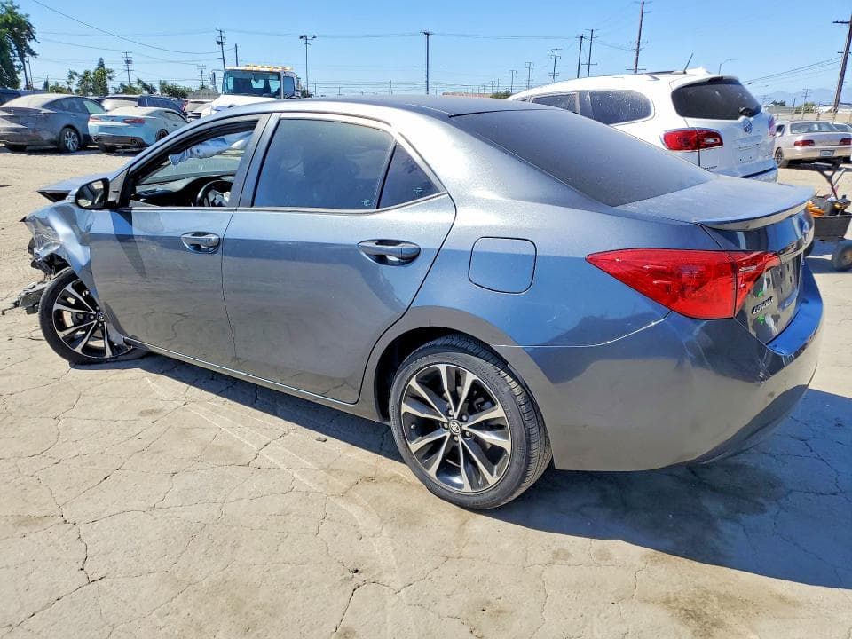 2017 TOYOTA COROLLA SE SE 2