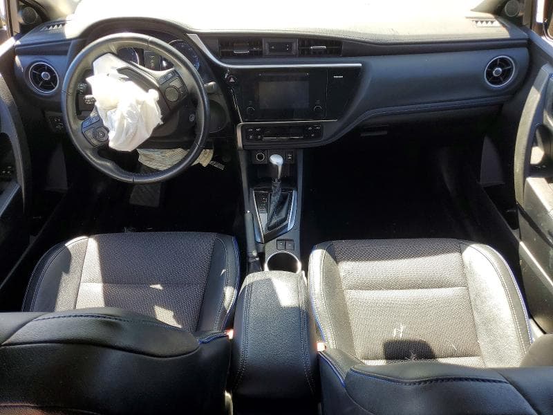 2017 TOYOTA COROLLA SE SE 8