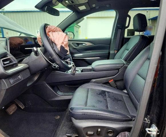 2025 CHEVROLET TRAVERSE LT 7