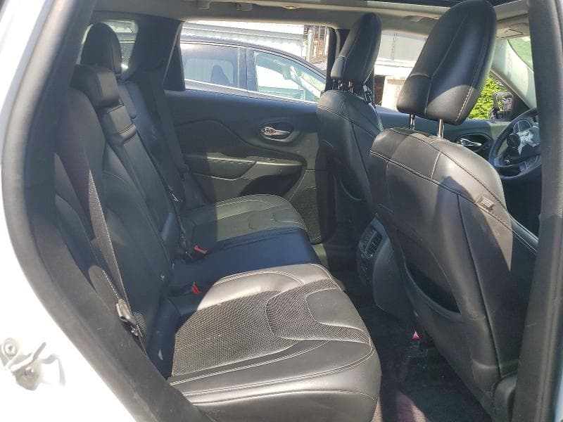 2019 JEEP CHEROKEE LIMITED 11