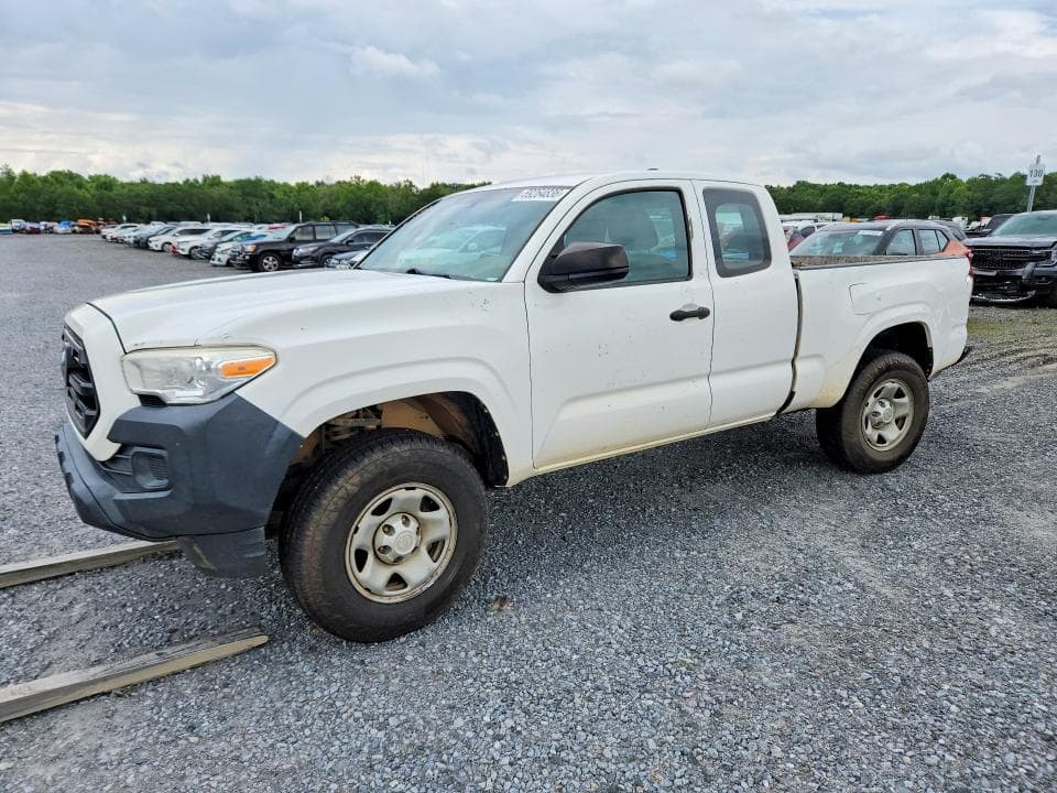 2016 TOYOTA TACOMA SR