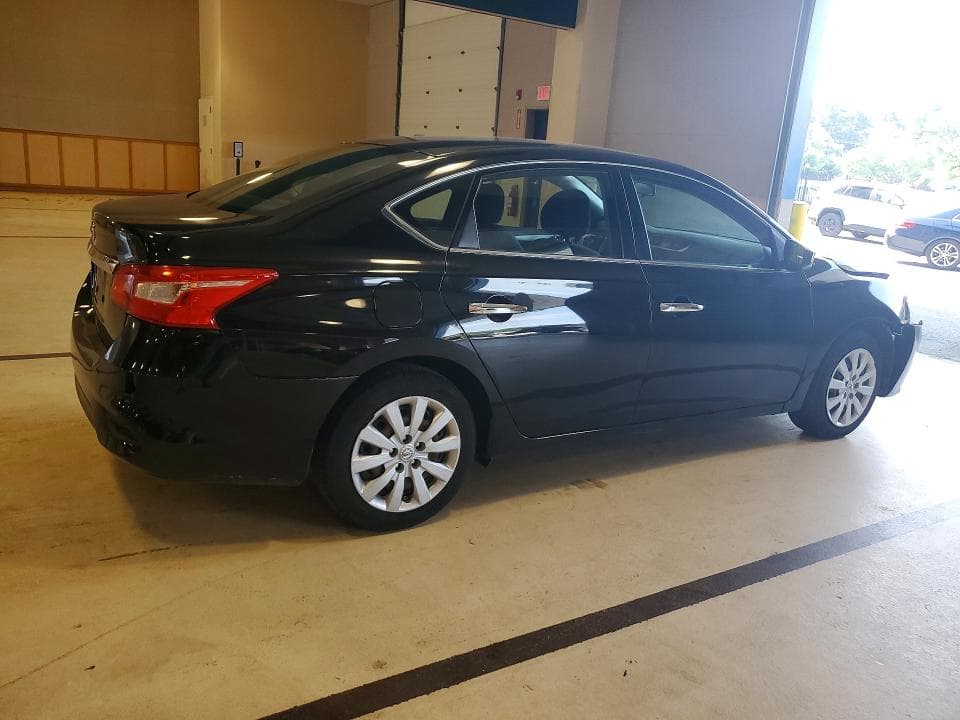 2016 NISSAN SENTRA S 3