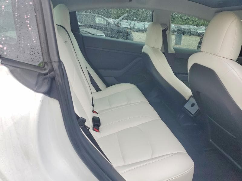 2021 TESLA MODEL 3 10
