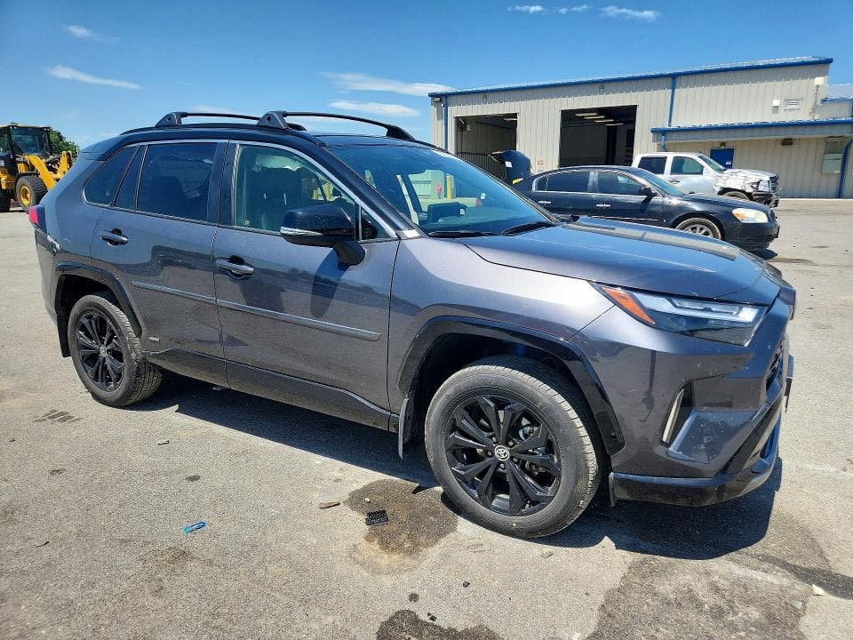 2025 TOYOTA RAV4 XSE XSE 4