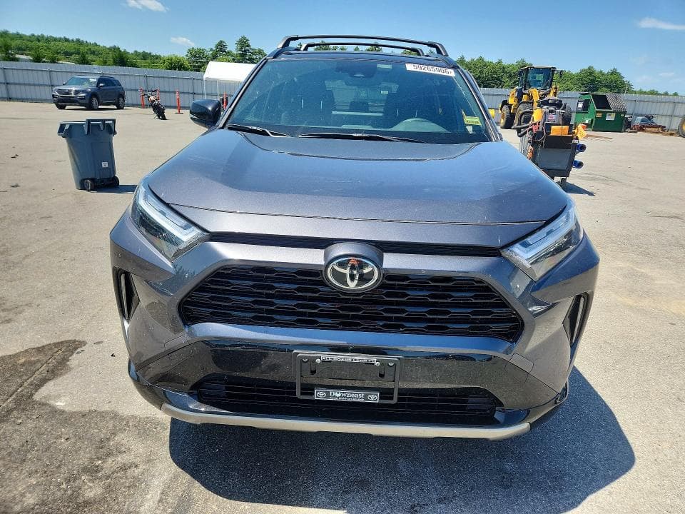 2025 TOYOTA RAV4 XSE XSE 5