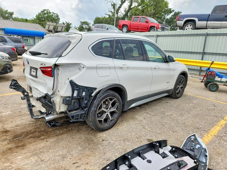 2018 BMW X1 XDRIVE28I 3