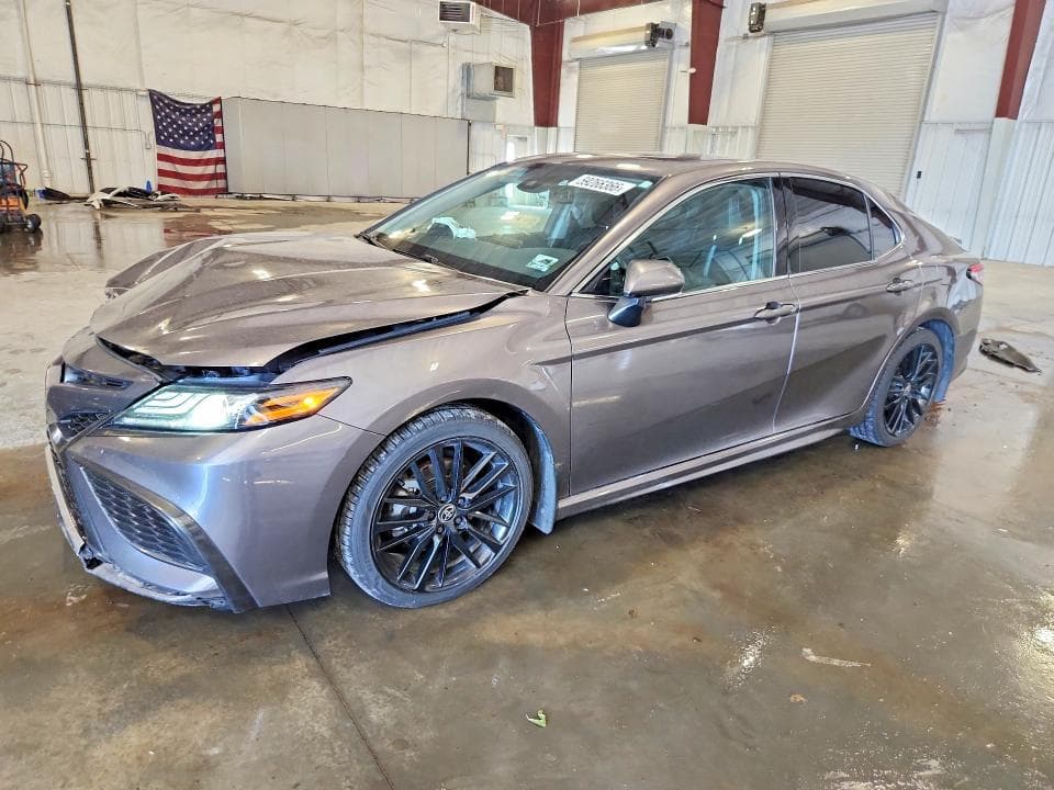 2022 TOYOTA CAMRY XSE - 1