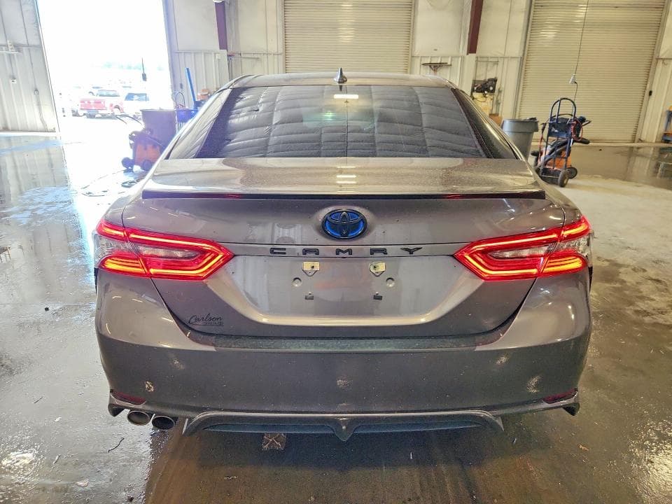 2022 TOYOTA CAMRY XSE 6