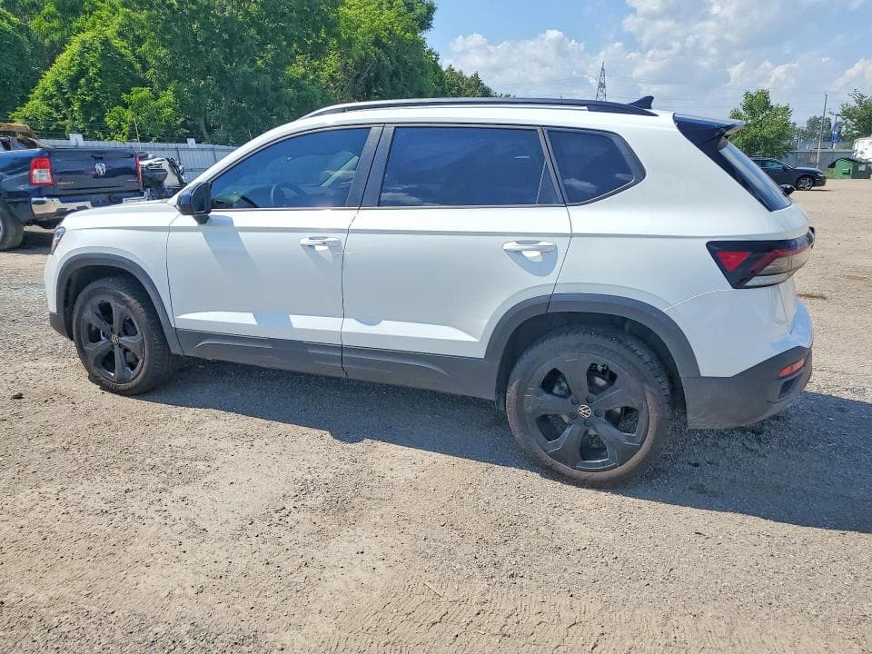2025 VOLKSWAGEN TAOS SE BLACK 2