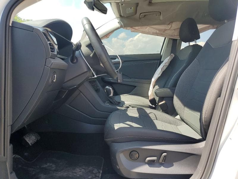 2025 VOLKSWAGEN TAOS SE BLACK 7