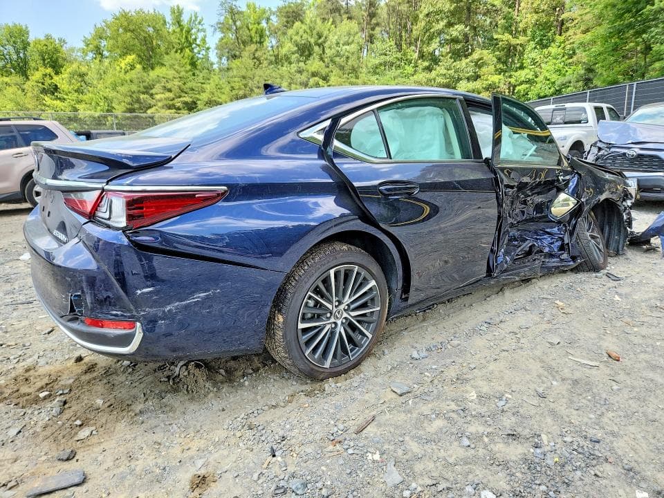 2025 LEXUS ES 300H BASE BASE 3