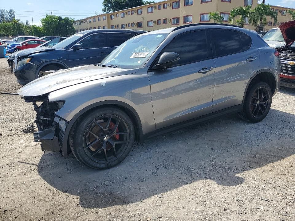 2020 ALFA ROMEO STELVIO