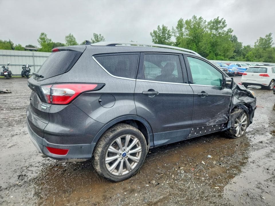 2018 FORD ESCAPE TITANIUM 3