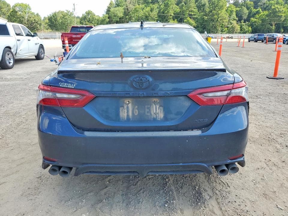 2021 TOYOTA CAMRY XSE 6