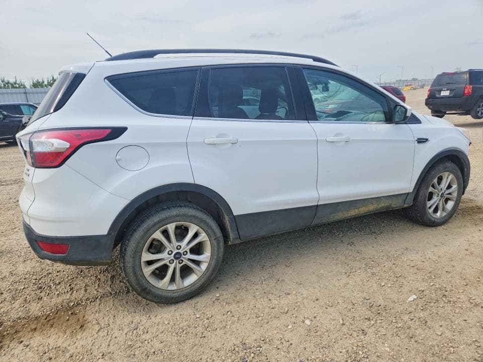 2018 FORD ESCAPE SE 3