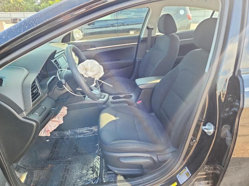 2019 HYUNDAI ELANTRA SE 7