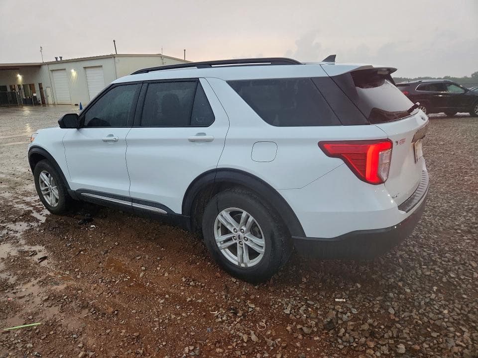 2021 FORD EXPLORER XLT XLT 2