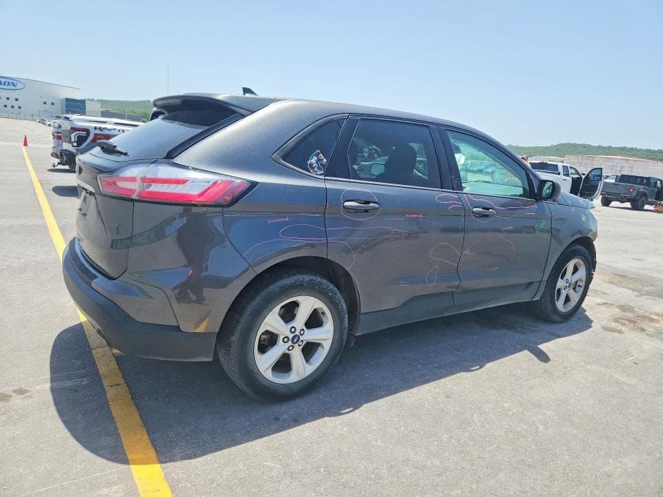 2020 FORD EDGE SE 3