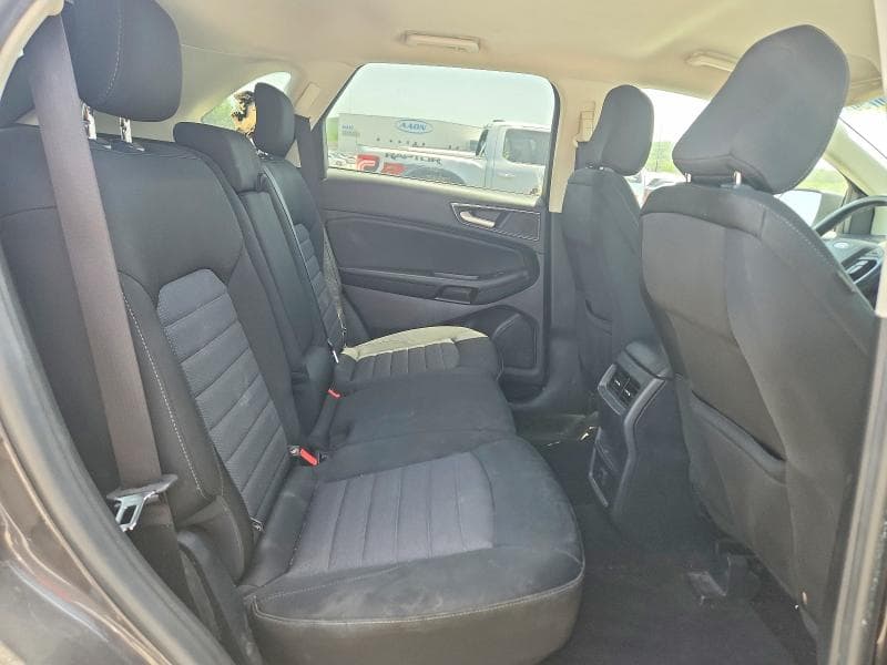 2020 FORD EDGE SE 10