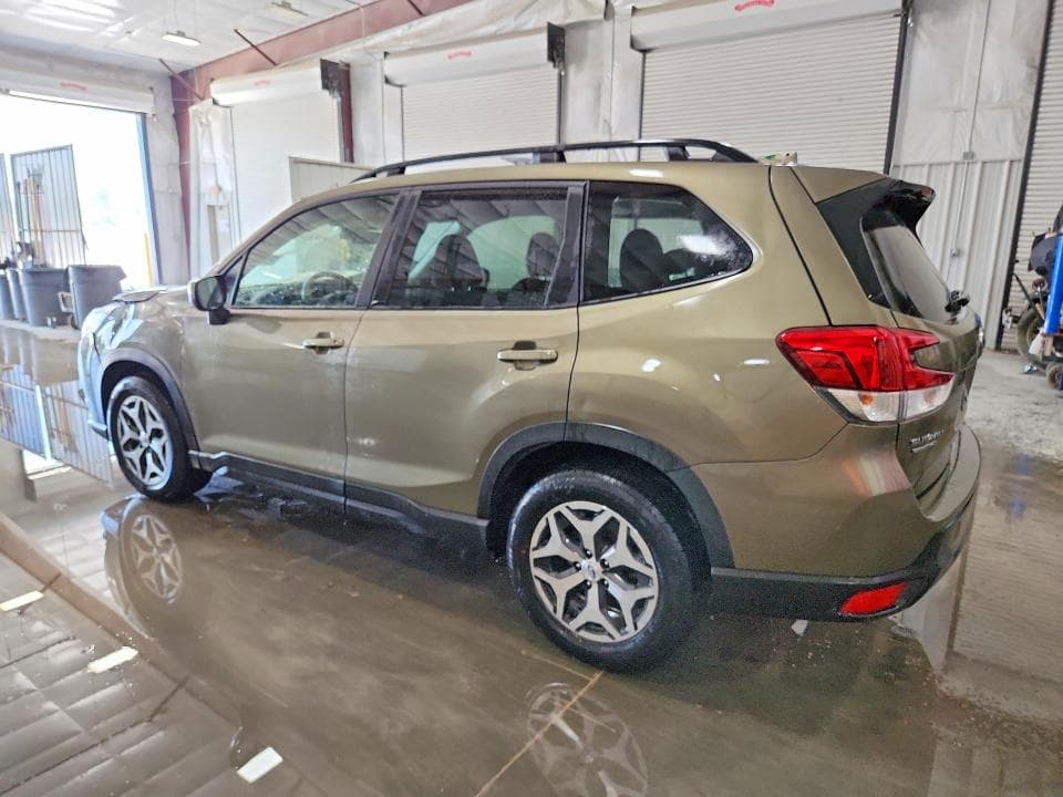 2023 SUBARU FORESTER PREMIUM PREMIUM 2