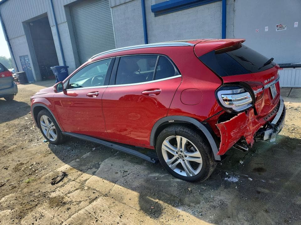 2019 MERCEDES-BENZ GLA 250 4MATIC 2