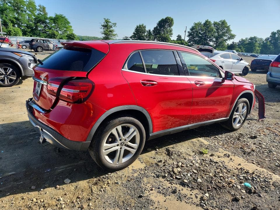 2019 MERCEDES-BENZ GLA 250 4MATIC 3