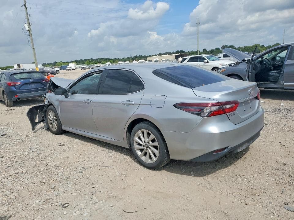 2024 TOYOTA CAMRY LE 2