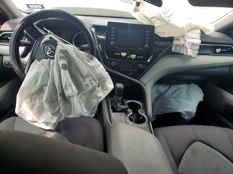 2024 TOYOTA CAMRY LE 8