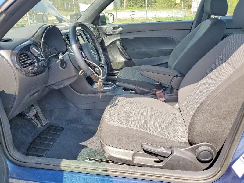 2018 VOLKSWAGEN BEETLE S/COAST 7