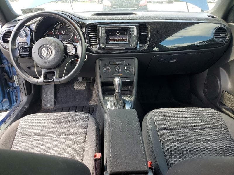 2018 VOLKSWAGEN BEETLE S/COAST 8