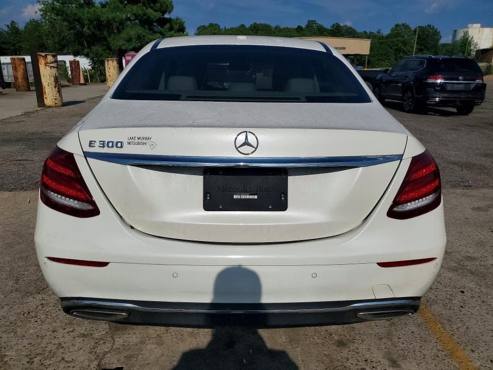 2017 MERCEDES-BENZ E 300 6
