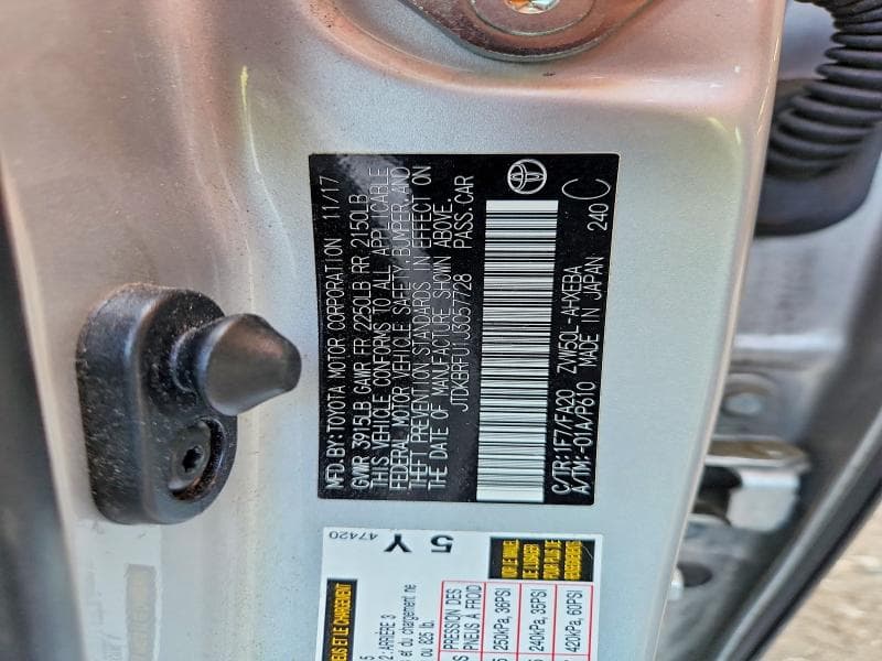 2018 TOYOTA PRIUS TWO TWO 13