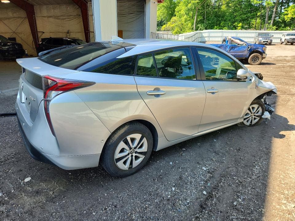 2018 TOYOTA PRIUS TWO TWO 3