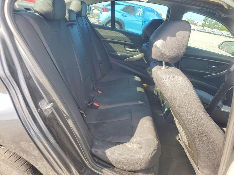 2018 BMW 320 I 10