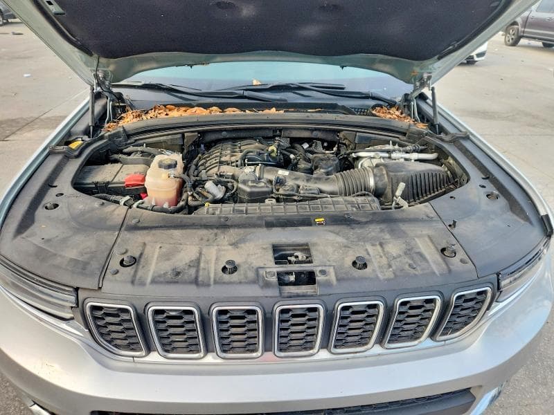 2021 JEEP GRAND CHEROKEE L LIMITED 12