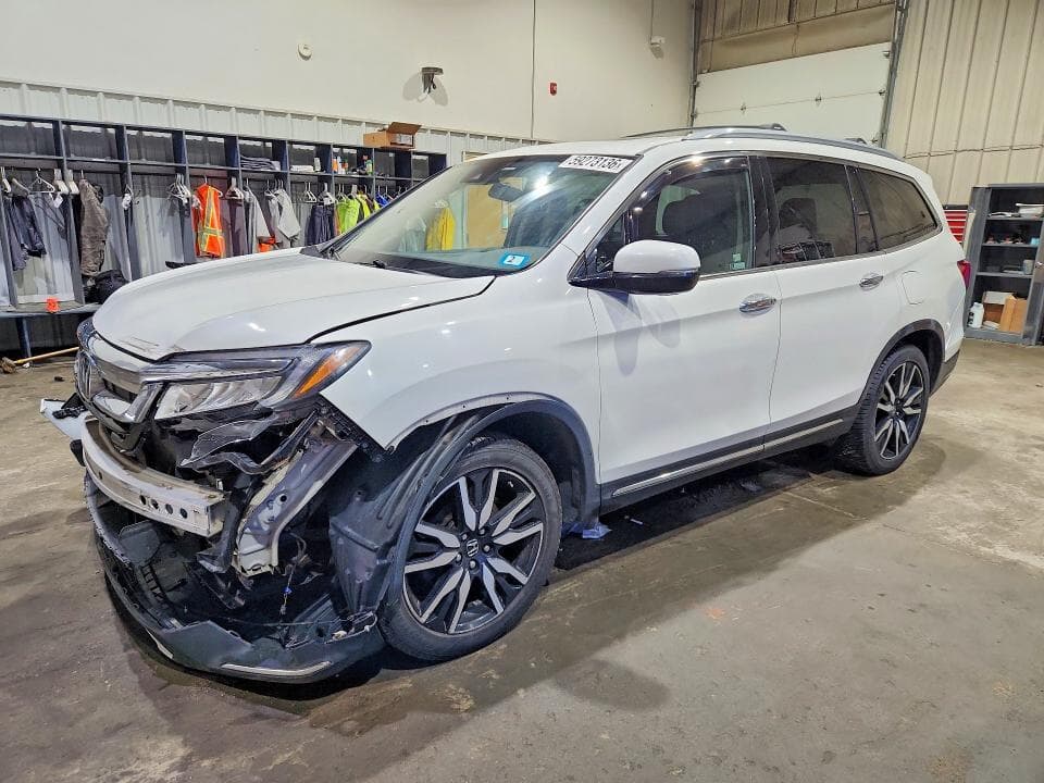 2019 HONDA PILOT TOURING TOURING - 1