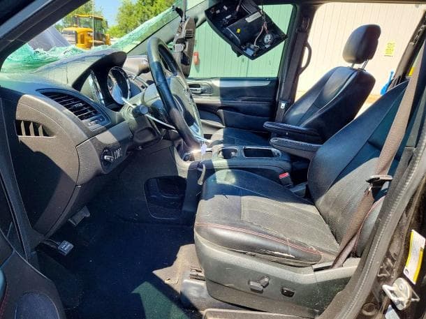 2017 DODGE GRAND CARAVAN GT 7