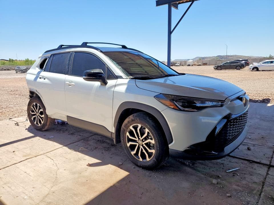 2025 TOYOTA COROLLA CROSS HYBRID SE 4