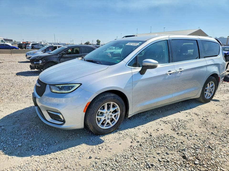 2023 CHRYSLER PACIFICA TOURING L 1