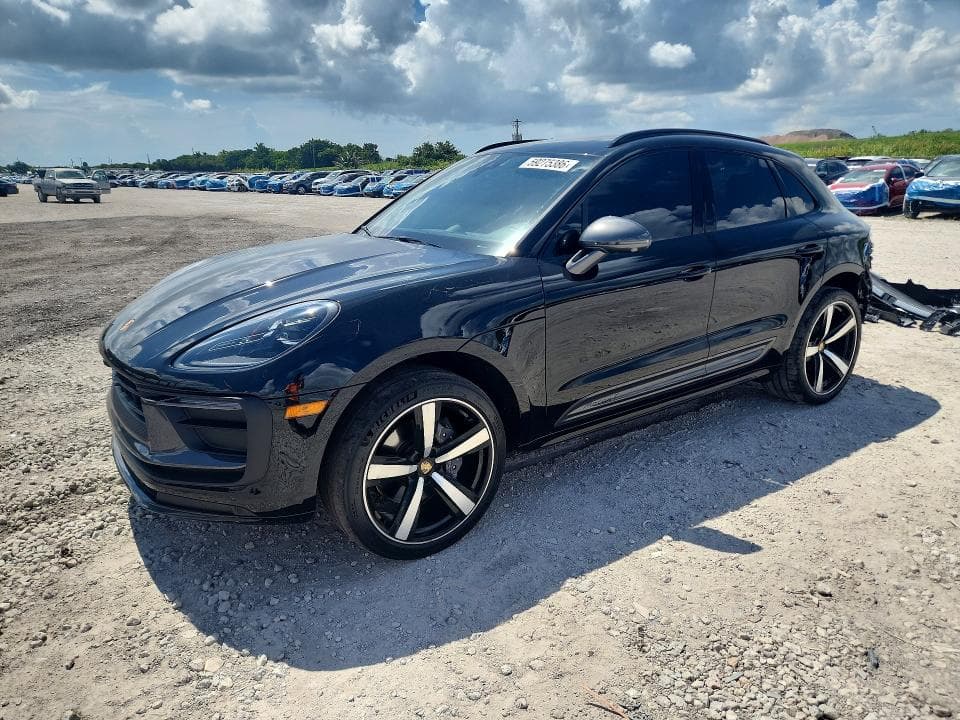 2023 PORSCHE MACAN BASE - 1